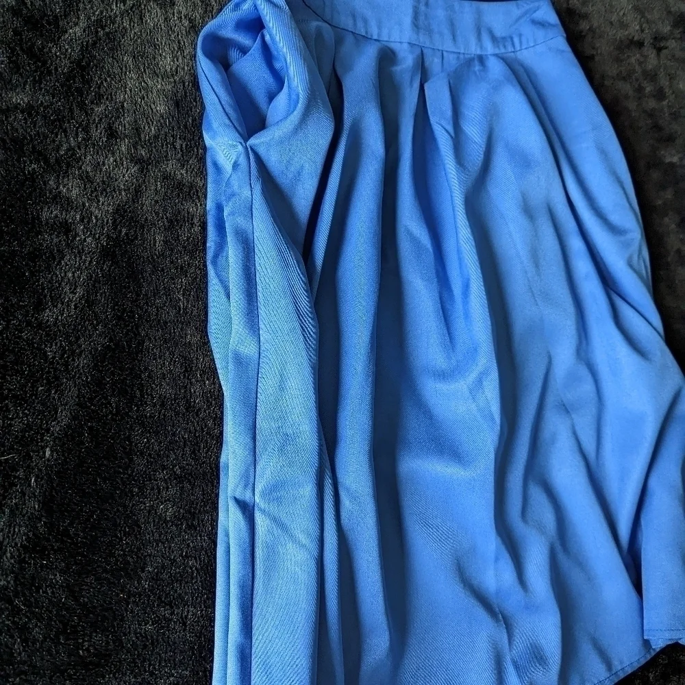 Pleated Skirt with Pockets
